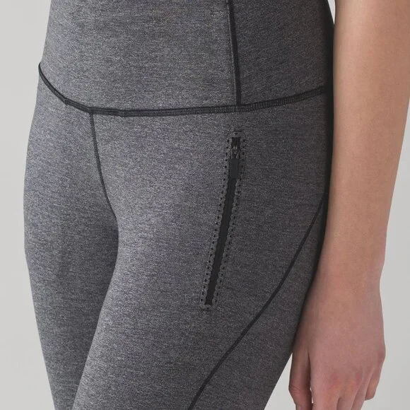 Rare Lululemon Fresh Tracks Pant II (W5AMFS) Luxtreme in Heathered Black, Size 6 - Picture 17 of 17